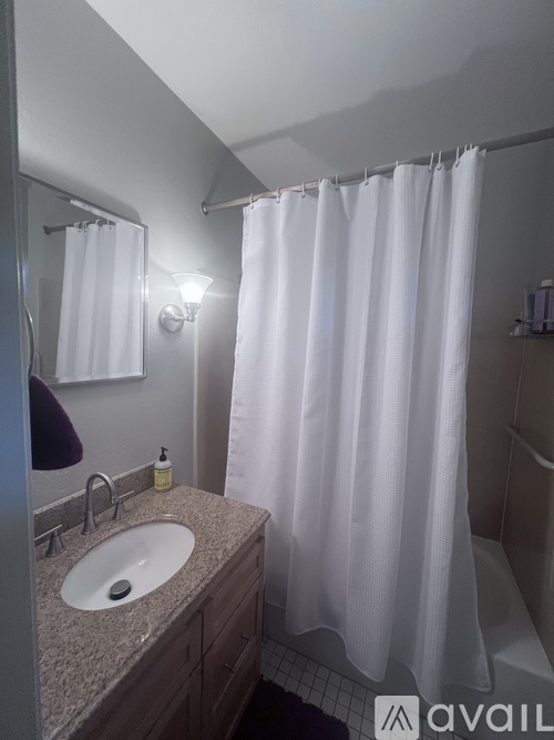 2019 Oak Avenue 2 Beds Single Family Home for Rent - Photo gallery 5