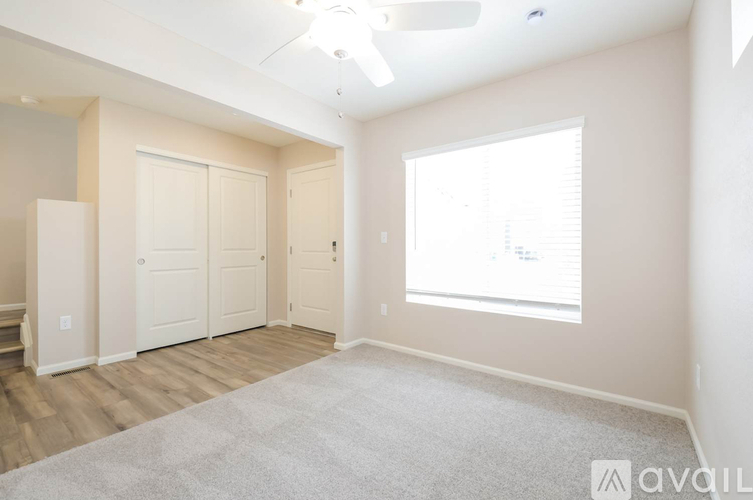 East 103rd Place 3 Beds Single Family Home for Rent - Photo gallery 5