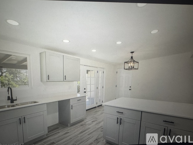 3661 West Eastham Lane 3 Beds Single Family Home for Rent - Photo gallery 4