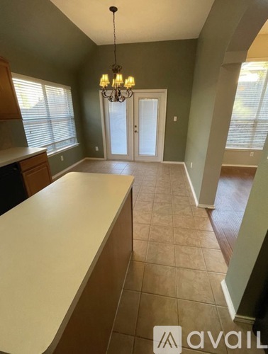 208 Forestview Road 3 Beds Single Family Home for Rent - Photo gallery 5