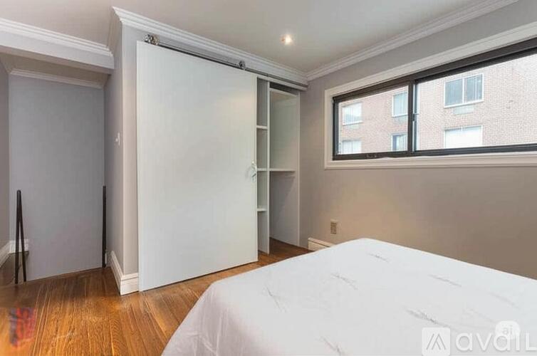 219 East 23rd St 2 Beds Apartment for Rent - Photo gallery 4