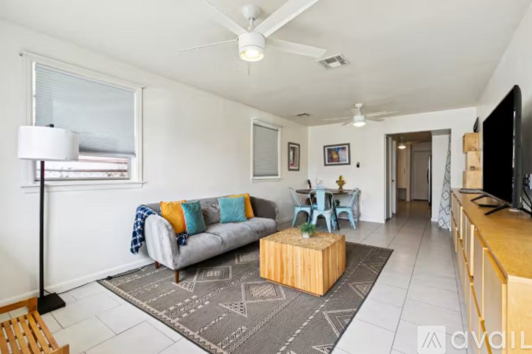 1460 N Roman St 2 Beds Single Family Home for Rent - Photo gallery 3