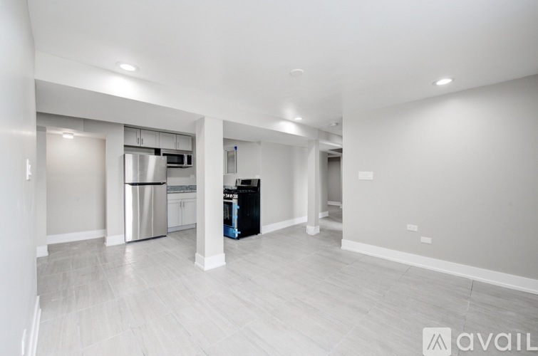 6245 South Champlain Avenue 2 Beds Condo for Rent - Photo gallery 1