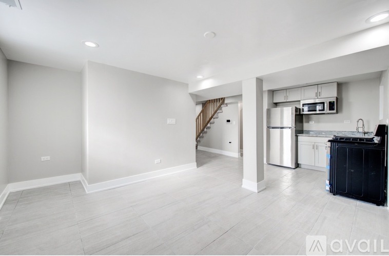 6245 South Champlain Avenue 2 Beds Condo for Rent - Photo gallery 3