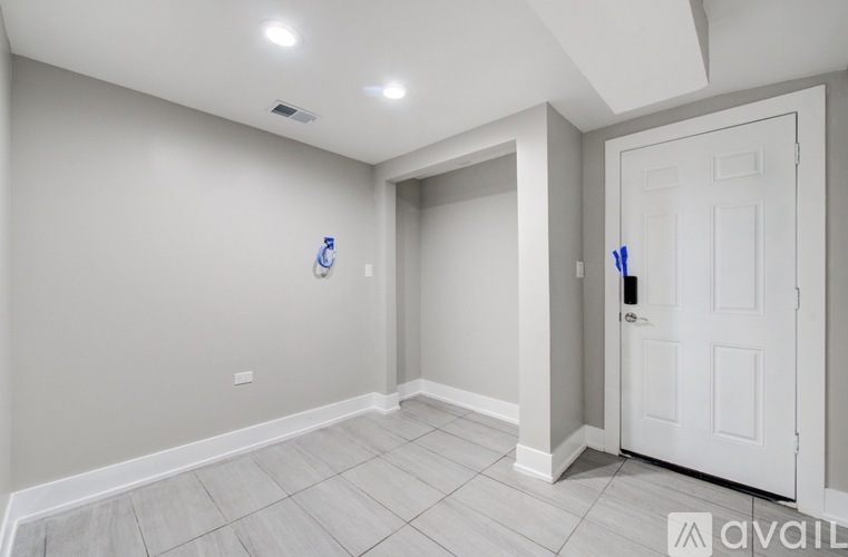 6245 South Champlain Avenue 2 Beds Condo for Rent - Photo gallery 4