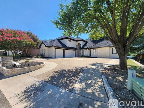 8517 Woodlake Cir 4 Beds Apartment for Rent
