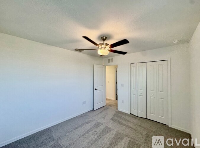 11750 Radiant Shore Loop 6 Beds Single Family Home for Rent - Photo gallery 5