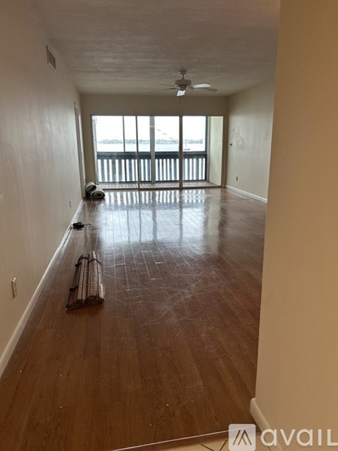 175 Southeast Saint Lucie Boulevard 2 Beds Apartment for Rent