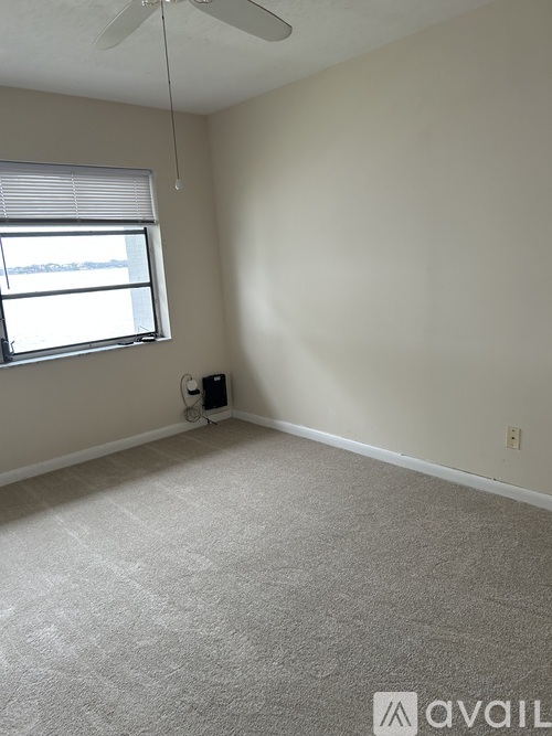 175 Southeast Saint Lucie Boulevard 2 Beds Condo for Rent - Photo gallery 3