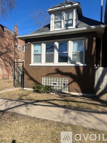 6953 South Indiana Avenue 1 Apartment for Rent - Photo gallery 1
