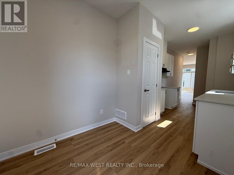 797 UTOPIE PRIVATE 2 Beds Apartment for Rent