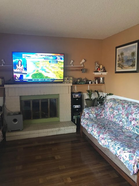 726 Newport Way 4 Beds Apartment for Rent