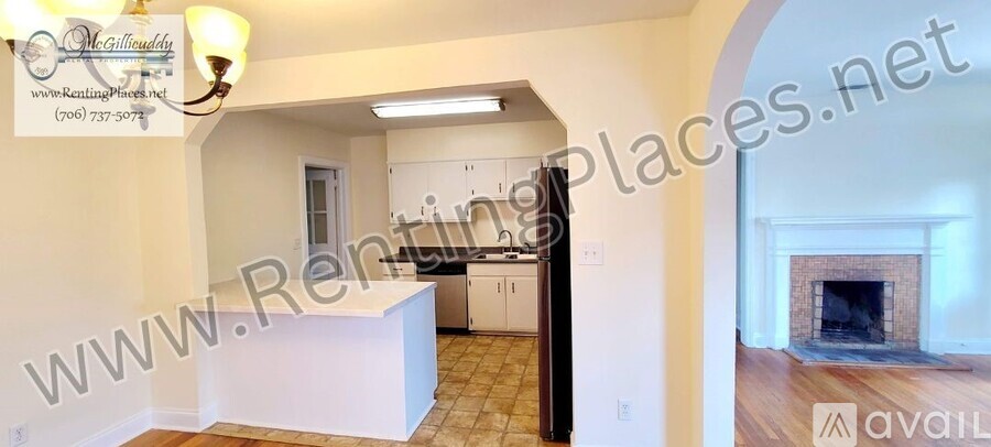 1919 Wrightsboro Road 3 Beds Single Family Home for Rent - Photo gallery 5