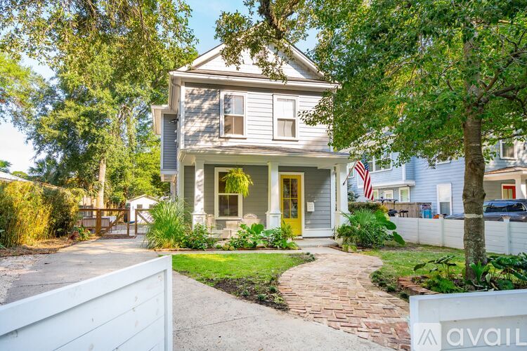 824 Toler Drive 4 Beds Single Family Home for Rent - Photo gallery 1