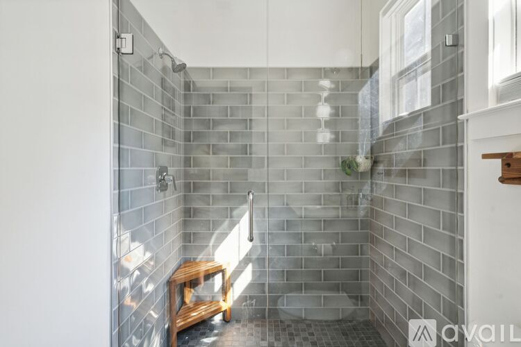 824 Toler Drive 4 Beds Single Family Home for Rent - Photo gallery 5