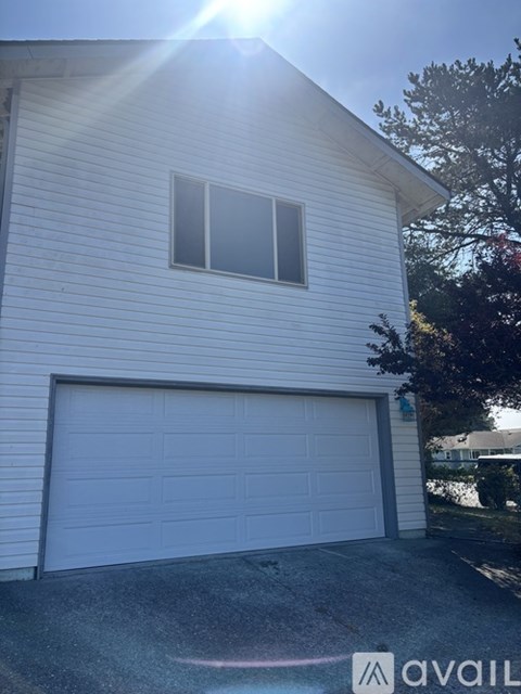 17305 Blueberry Drive 4 Beds Apartment for Rent