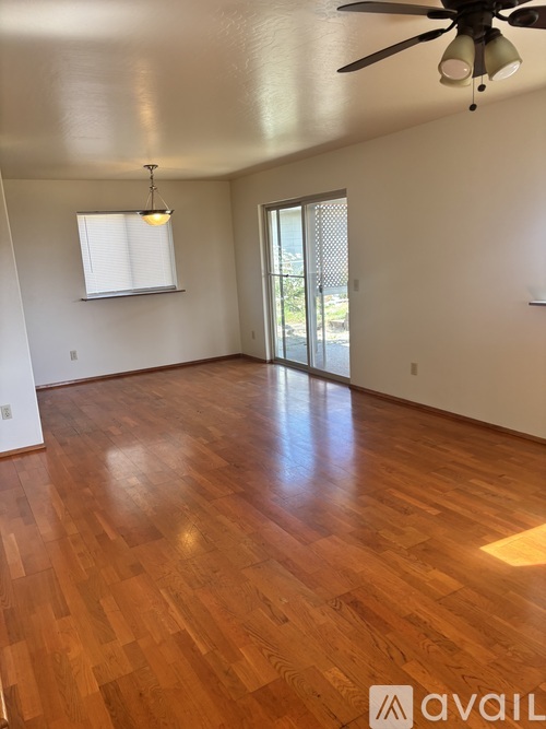17305 Blueberry Drive 4 Beds Single Family Home for Rent - Photo gallery 3