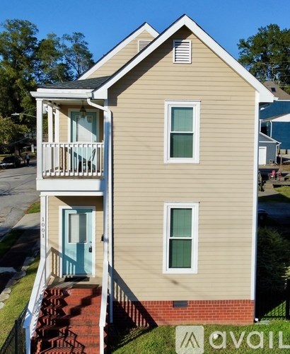 1001 E 11Th St 3 Beds Apartment for Rent