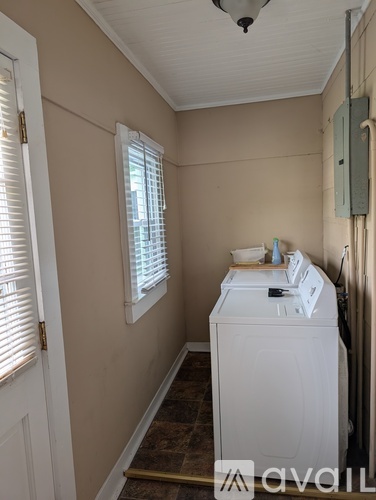 316 South Juniper Street 2 Beds Single Family Home for Rent - Photo gallery 4