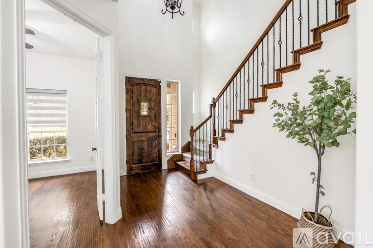 1191 Polo Heights Drive 5 Beds Single Family Home for Rent - Photo gallery 3