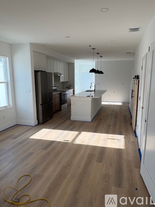 4511 18th Avenue North 4 Beds Single Family Home for Rent - Photo gallery 2
