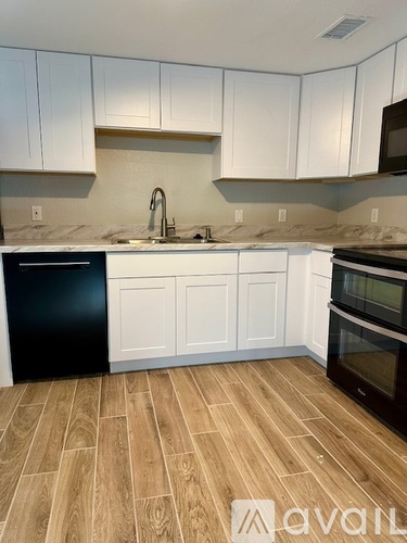 1051 Forrest Nelson Blvd 2 Beds Condo for Rent - Photo gallery 2