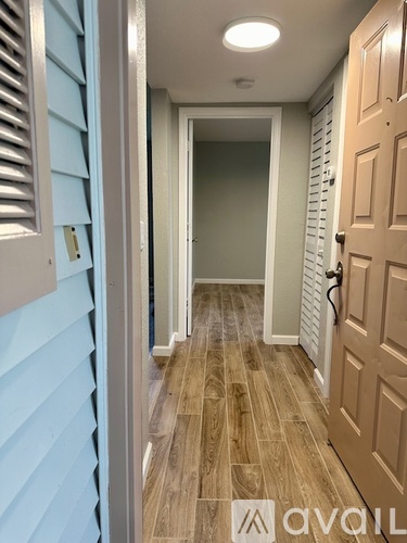 1051 Forrest Nelson Blvd 2 Beds Condo for Rent - Photo gallery 4