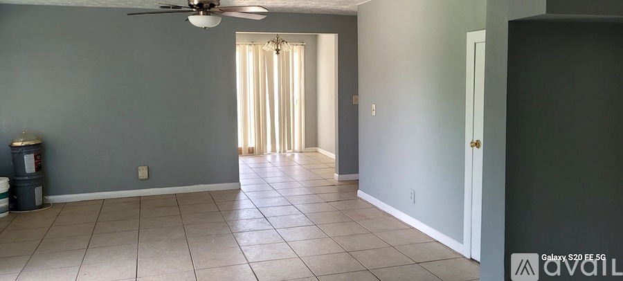 514 W Clermont Dr 3 Beds Single Family Home for Rent - Photo gallery 4