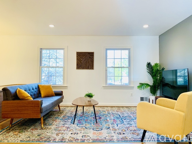 6 Grovepoint Ct 4 Beds Single Family Home for Rent - Photo gallery 2