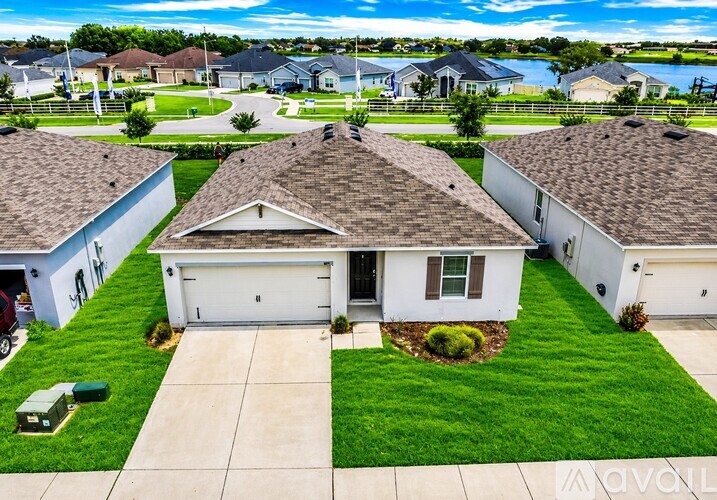 345 Corso Loop 4 Beds Single Family Home for Rent - Photo gallery 2