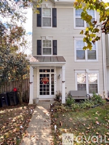 6129 Rose Bay Drive 3 Beds Apartment for Rent