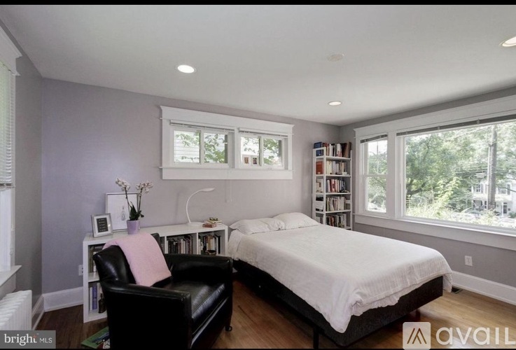5065 MacArthur Boulevard Northwest 3 Beds Single Family Home for Rent - Photo gallery 3