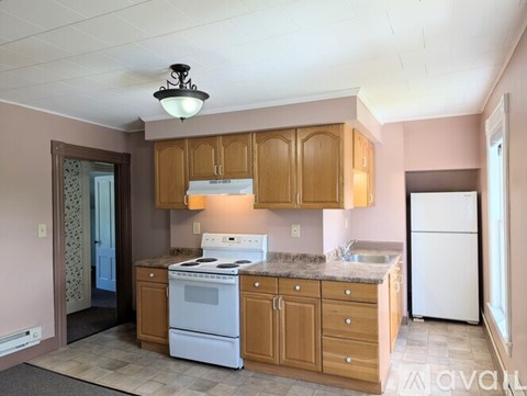 7A Railroad Street 1 Apartment for Rent