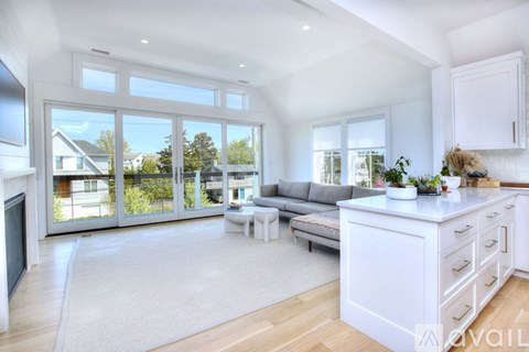 26 Island Way 6 Beds Apartment for Rent