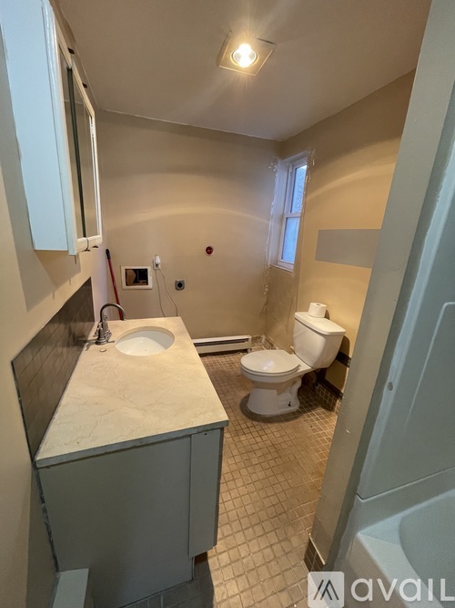 213 Riverside Drive 3 Beds Townhouse for Rent - Photo gallery 5