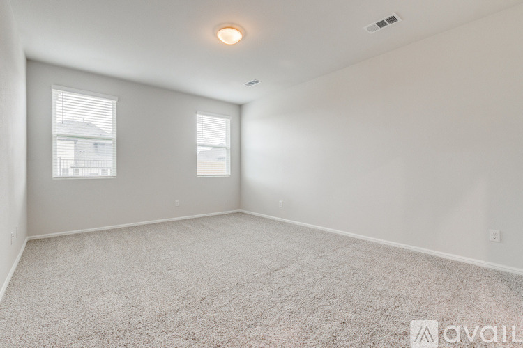 728 Amenduni Lane 4 Beds Single Family Home for Rent - Photo gallery 5