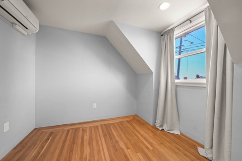 7850 Crest Ave. 3 Beds Apartment for Rent