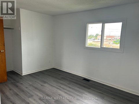 11850 AIRPORT ROAD 3 Beds Apartment for Rent