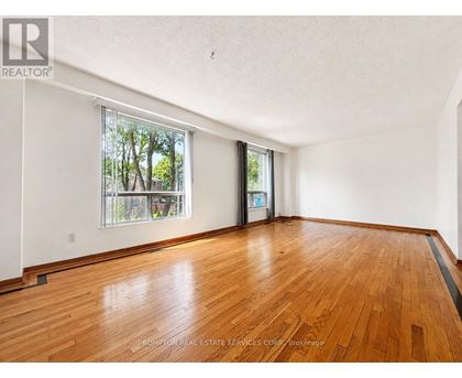 22 POPLAR CRESCENT 3 Beds Home, Townhouse for Rent - Photo gallery 4