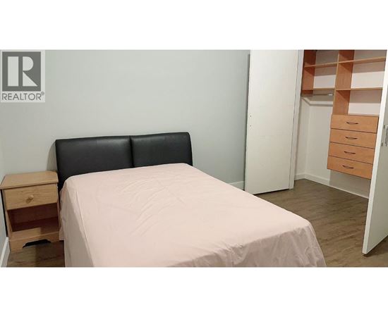 ensuite 5335 IRVING STREET STREET 1 House for Rent - Photo gallery 3