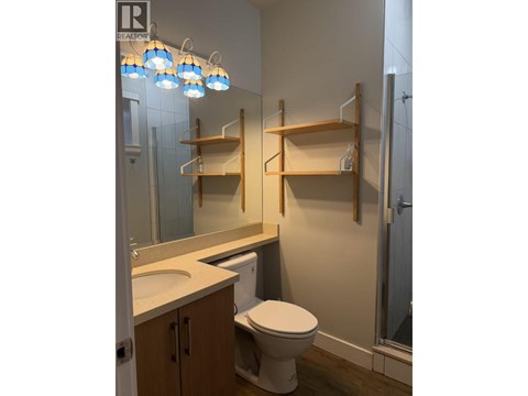Ensuite 5335 IRVING STREET STREET 1 Apartment for Rent