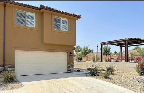 3971 Bella Vista Dr 3 Beds Apartment for Rent