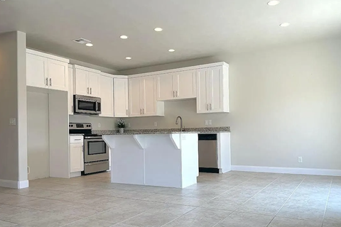 3971 Bella Vista Dr 3 Beds Apartment for Rent