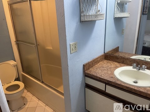 Source URL: https://prod-avail.s3.amazonaws.com/public_images/39093800/listing/IMG_4196.jpeg