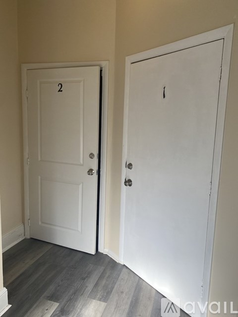 Source URL: https://prod-avail.s3.amazonaws.com/public_images/42998855/listing/IMG_9476.jpg