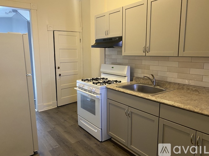Source URL: https://prod-avail.s3.amazonaws.com/public_images/42998867/listing/IMG_9481.jpg