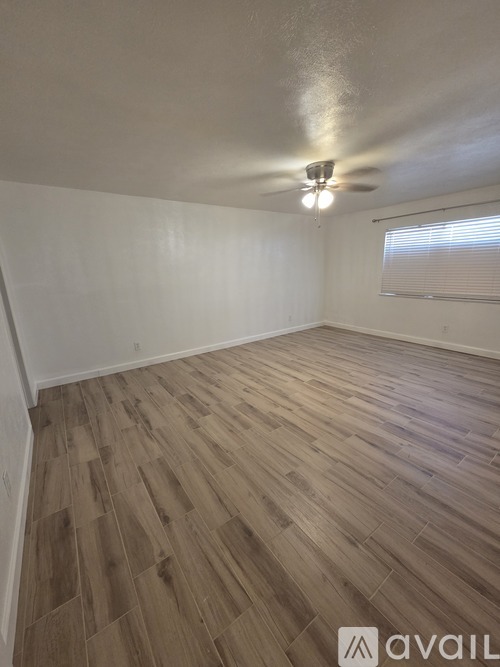 10218 White Elm Rd 3 Beds Single Family Home for Rent - Photo gallery 4