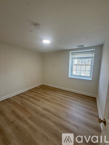 Source URL: https://prod-avail.s3.amazonaws.com/public_images/43122284/listing/IMG_2070.jpeg