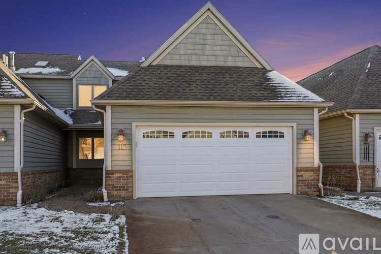 113 Clubhouse Drive 3 Beds Single Family Home for Rent - Photo gallery 2
