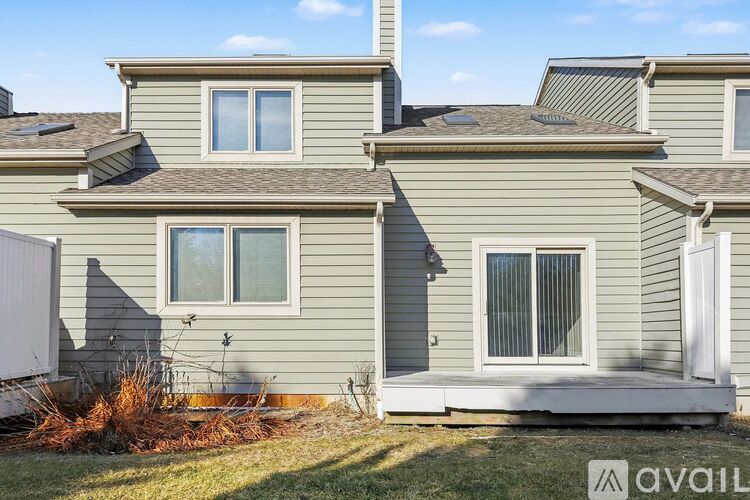 113 Clubhouse Drive 3 Beds Single Family Home for Rent - Photo gallery 4
